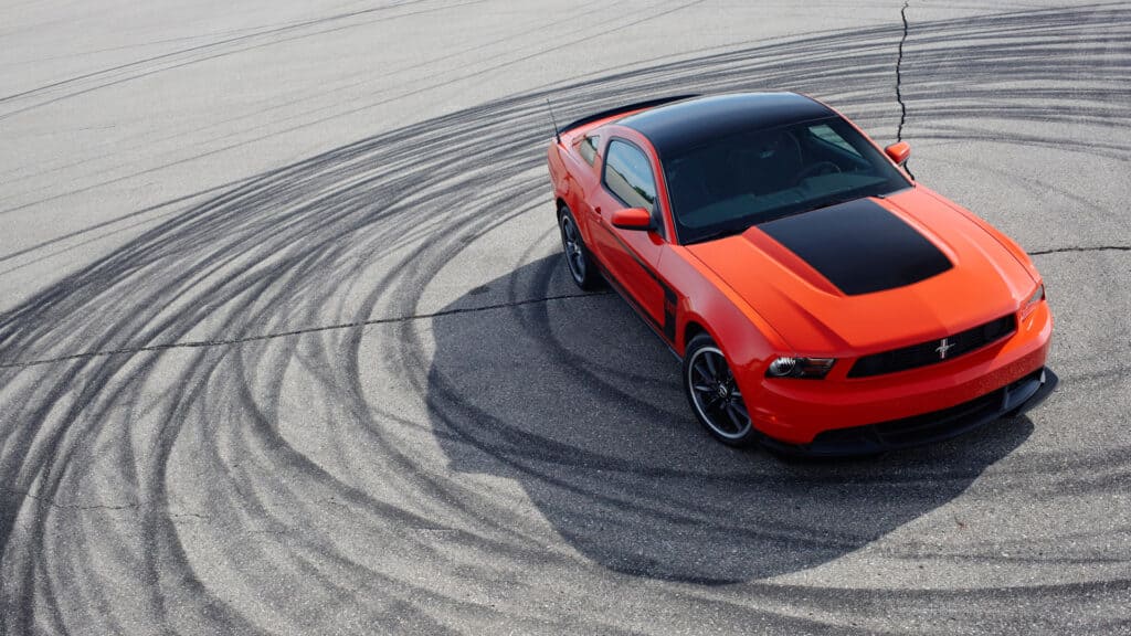 2012-Ford-Mustang-Boss-302-4