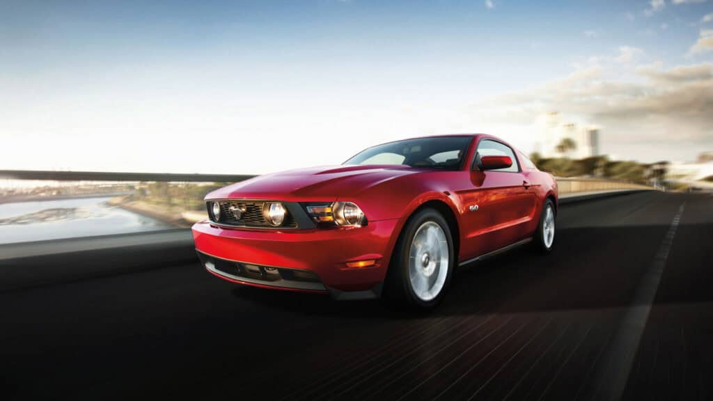2012-Ford-Mustang-GT-1