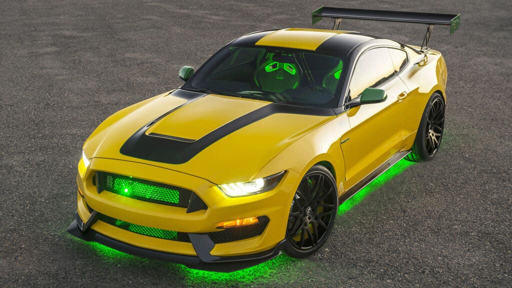 2016-Ford-Shelby-GT350-Mustang-Ole-Yeller-1