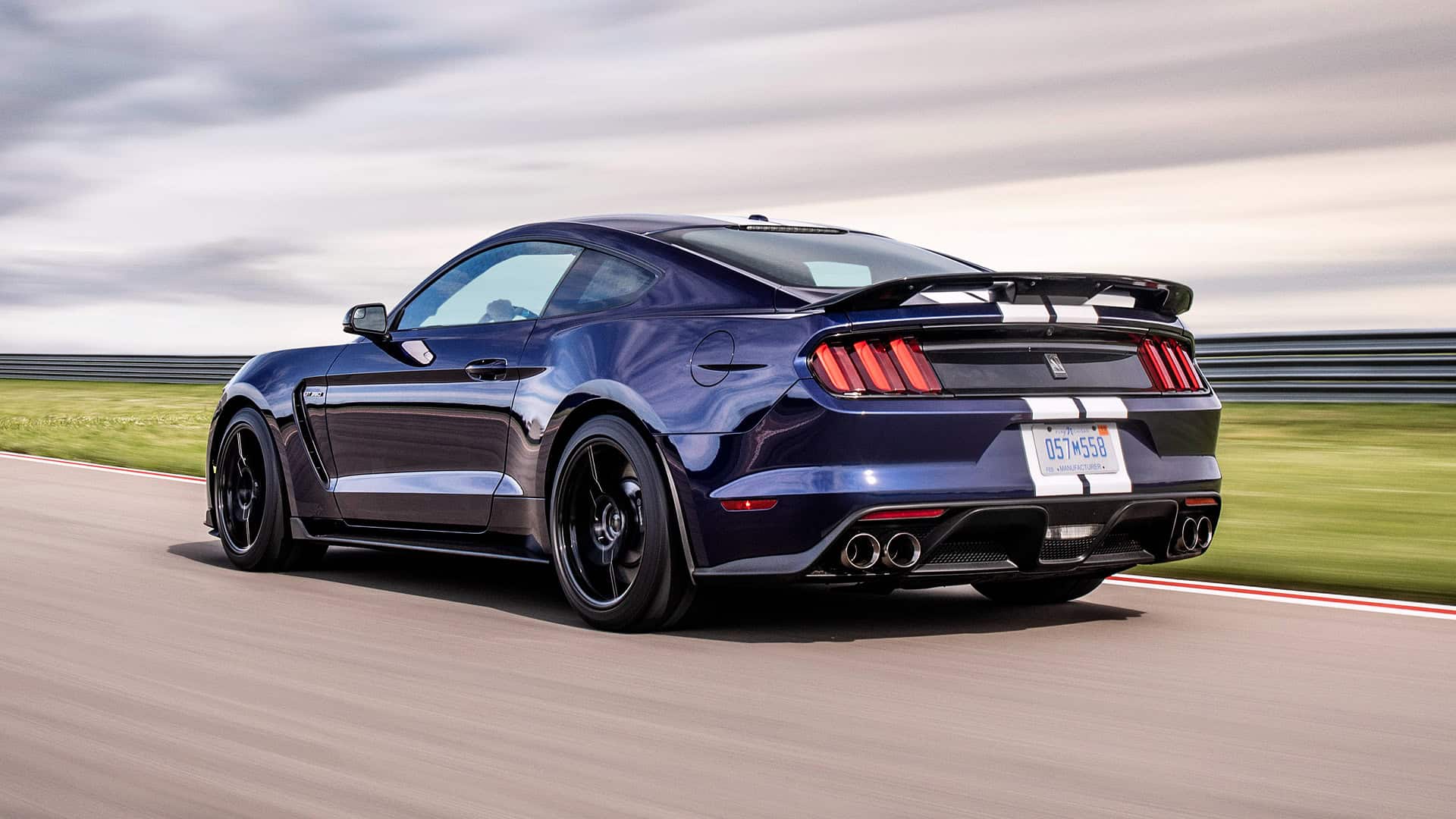 2019-Ford-Mustang-Shelby-GT350