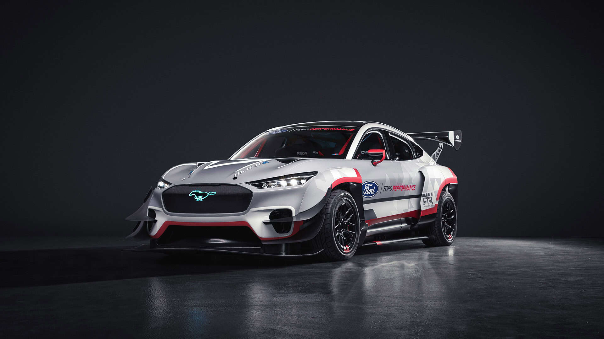 2020-Ford-Mustang-Mach-E-1400-Concept