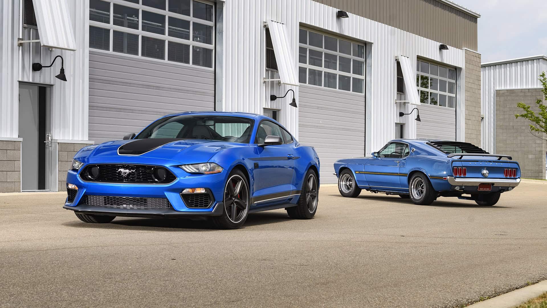 2021-Ford-Mustang-Mach-1